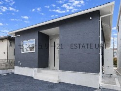 DEMO-01 LDK18帖超＆収納充実。姶良小学校まで徒歩4分の安心子育てロケーション！オール電化・高断熱仕様で快適性と節約を両立。家族がのびのび暮らせる敷地面積50坪超の新築分譲。