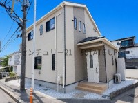 2018年築のオール電化4LDK。南向き・全室2面採光で明るく、全居室収納も充実。2026年6月に全室クロス張替え済みで快適な生活がスタートできます♪